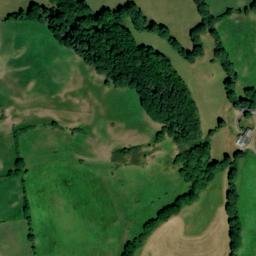 Satellite imagery of Château d'Apchon, FR