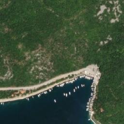 Satellite imagery of Vošcica Rt, HR