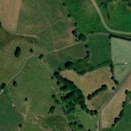 Satellite imagery of Château d'Apchon, FR