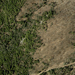 Satellite imagery of Grosklags Hill, CA