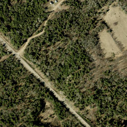 Satellite imagery of Grosklags Hill, CA