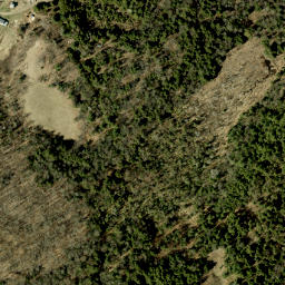 Satellite imagery of Grosklags Hill, CA