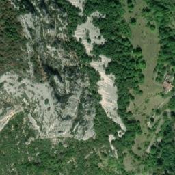 Satellite imagery of cairn, FR