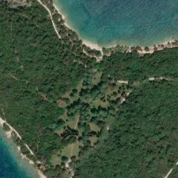 Satellite imagery of Rt Muntrav, HR