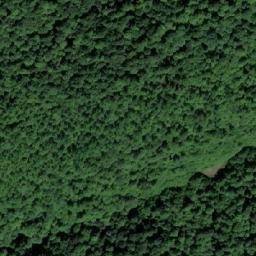 Satellite imagery of Mali Lom, BA