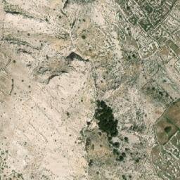 Satellite imagery of cairn, IT