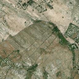 Satellite imagery of cairn, IT