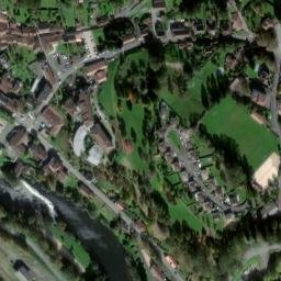 Satellite imagery of Château de la Barthe, FR