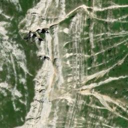 Satellite imagery of Rochers de la Peyrouse, FR