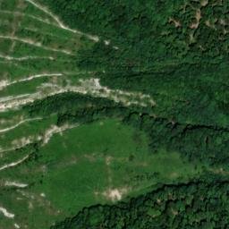Satellite imagery of Rochers de la Peyrouse, FR