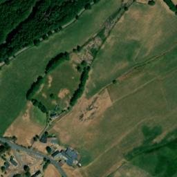 Satellite imagery of Château des Huttes, FR
