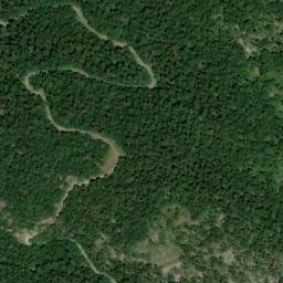 Satellite imagery of cairn, FR