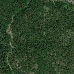 Satellite imagery of cairn, FR