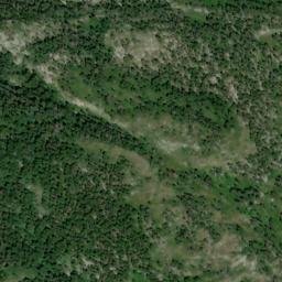 Satellite imagery of cairn, FR