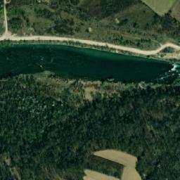 Satellite imagery of Pejčinovića Brdo, BA