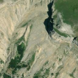 Satellite imagery of cairn, FR