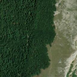 Satellite imagery of cairn, FR