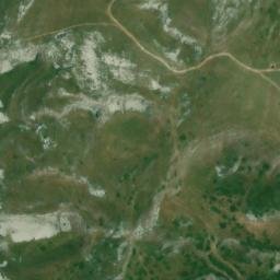 Satellite imagery of Forêt de cairns, FR