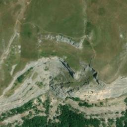 Satellite imagery of cairn, FR