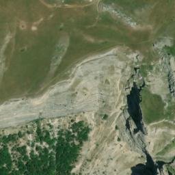 Satellite imagery of cairn, FR