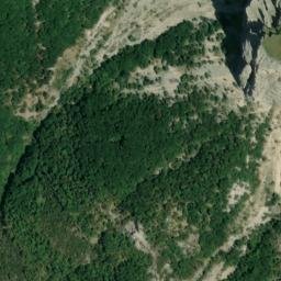 Satellite imagery of cairn, FR