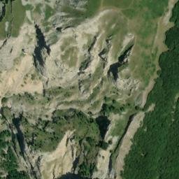 Satellite imagery of cairn, FR