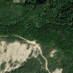 Satellite imagery of cairn, FR