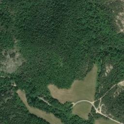 Satellite imagery of cairn, FR