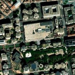 Satellite imagery of Château du Hâ, FR