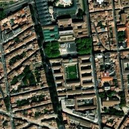 Satellite imagery of Château du Hâ, FR