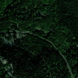 Satellite imagery of Rocher des Baux, FR
