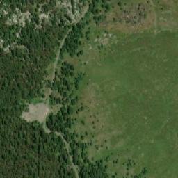 Satellite imagery of Mali Kuk, HR