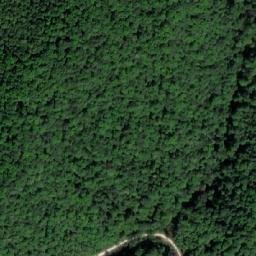 Satellite imagery of Cracul cu Plopi, RO