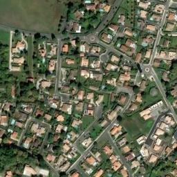 Satellite imagery of Château Haussmann, FR