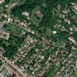 Satellite imagery of La tour de Crest, FR