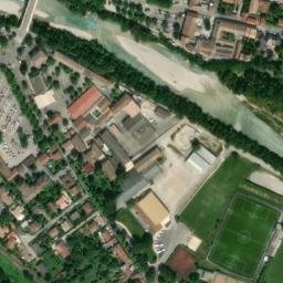 Satellite imagery of La tour de Crest, FR