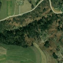 Satellite imagery of Redak, BA