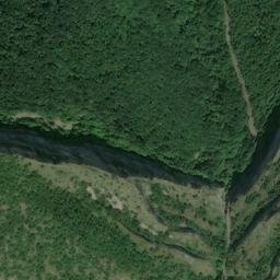 Satellite imagery of cairn, FR