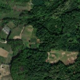 Satellite imagery of Dežbegovac, BA