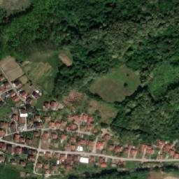 Satellite imagery of Dežbegovac, BA