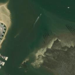 Satellite imagery of Pointe de l'Aiguillon, FR