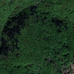 Satellite imagery of Cracul Carpenului, RO