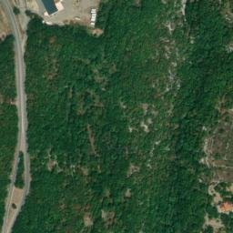 Satellite imagery of cairn, FR