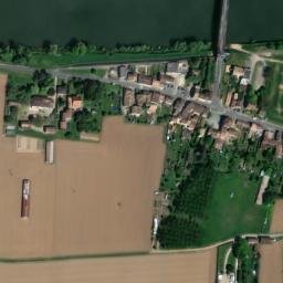 Satellite imagery of Abbaye royale Saint-Pierre de La Réole, FR