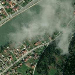 Satellite imagery of Borik, BA
