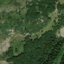 Satellite imagery of cairn, FR