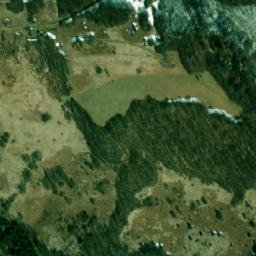 Satellite imagery of Komen, BA