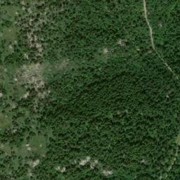 Satellite imagery of cairn, FR