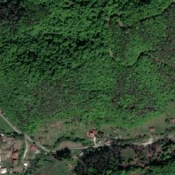 Satellite imagery of Magnezit, BA