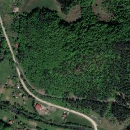 Satellite imagery of Magnezit, BA